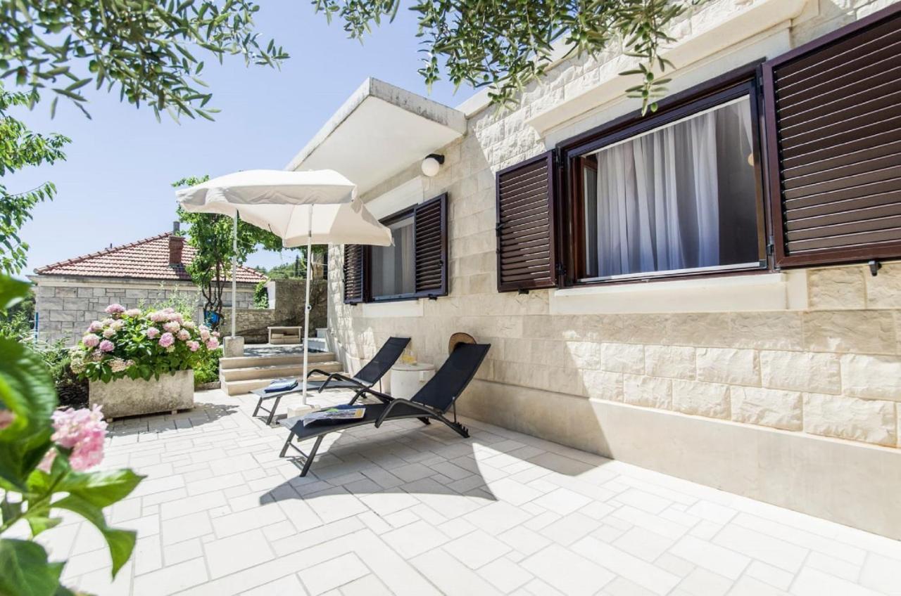 Holiday Home Villa Spilla Selca  Exterior foto